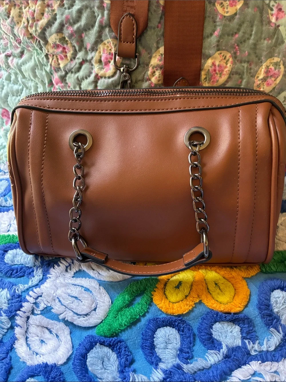 Steve Madden Small Brown Barrel Satchel - Stylish Women’s Handbag - Picture 6 of 10